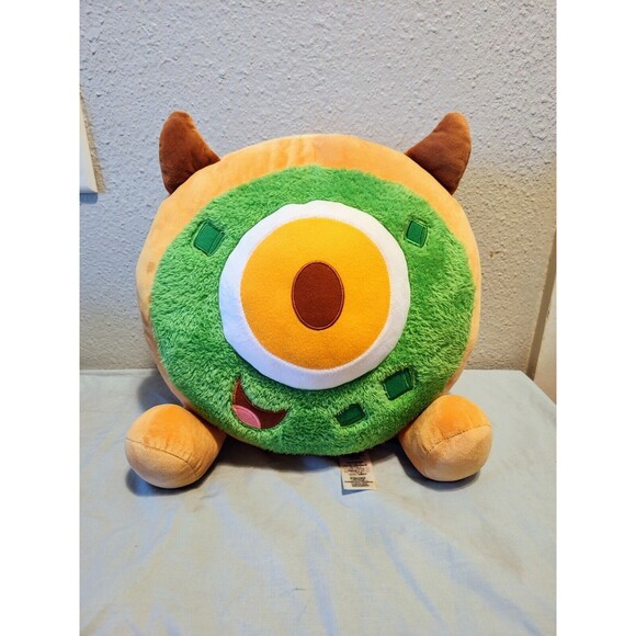 Disney Munchlings Mike Wazowski Avocado Breakfast Bagel Scented 13.5" Plush - Picture 1 of 13